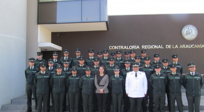 Gendarmería premia a sus funcionarios destacados 2014 en 